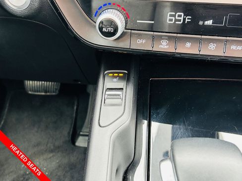 Used 2025 Kia Telluride S AWD/4WD image 6