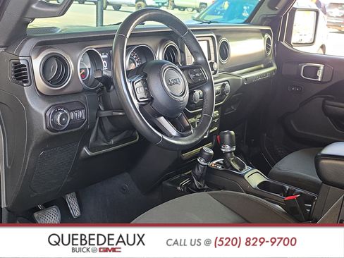 Used 2018 Jeep Wrangler Unlimited Sport S AWD/4WD image 10