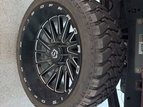 Used 2017 Ford F250 Lariat w/ Lariat Ultimate Package AWD/4WD image 8