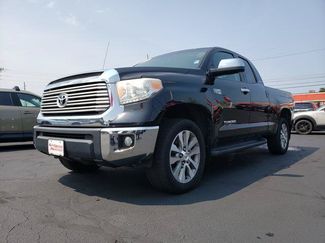 Used 2017 Toyota Tundra Limited w/ Limited Premium Package AWD/4WD video 3