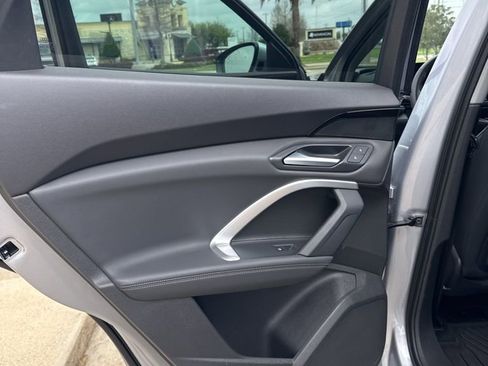 Used 2025 Audi Q5 Premium w/ Convenience Package image 12