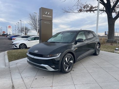 New 2026 Hyundai Ioniq 5 SEL image 1