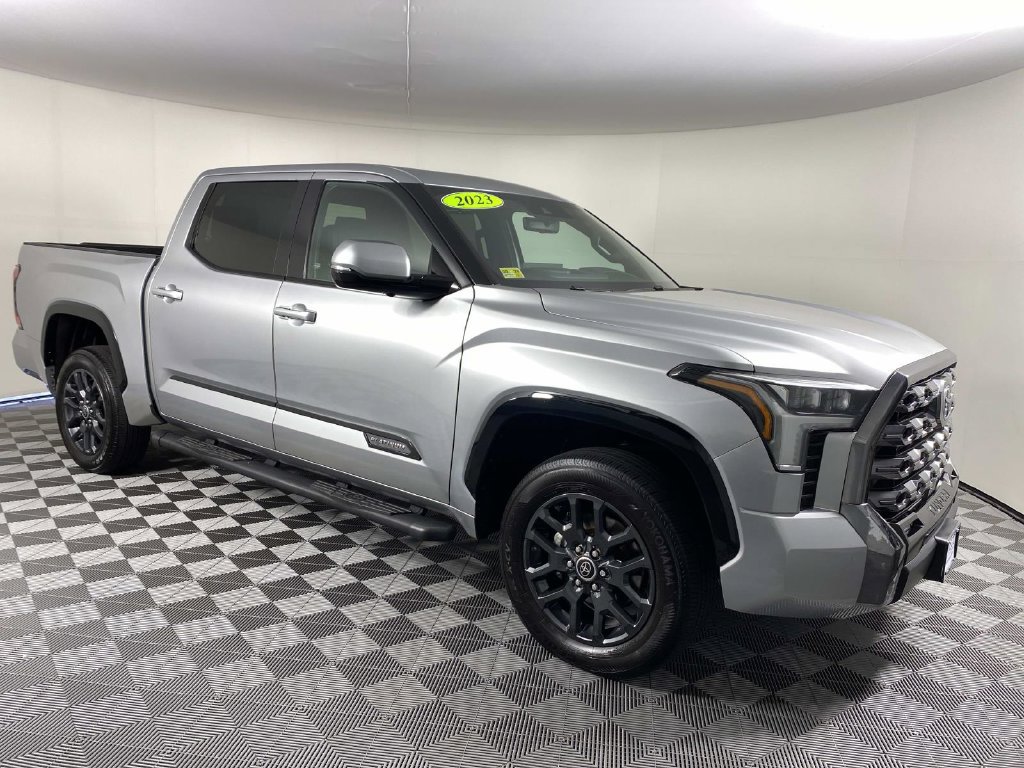 Used 2023 Toyota Tundra Platinum AWD/4WD image 1