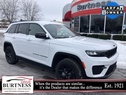 Used 2024 Jeep Grand Cherokee Altitude