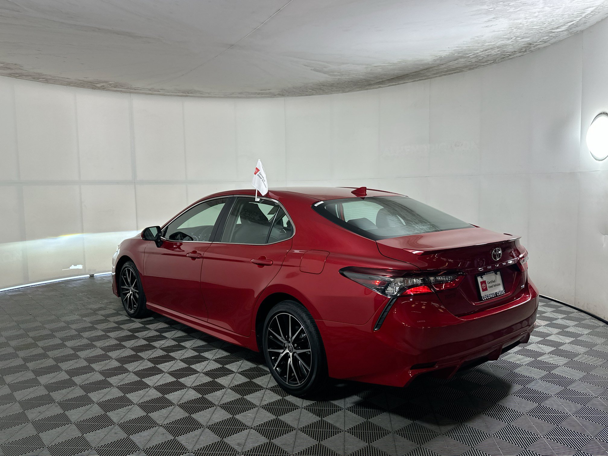 Certified 2024 Toyota Camry SE w/ Convenience Package FWD image 5
