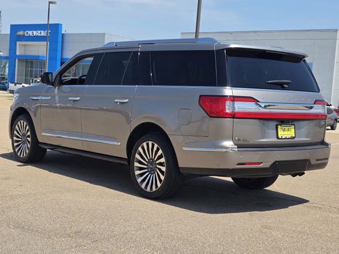 Used 2019 Lincoln Navigator L Reserve AWD/4WD image 7