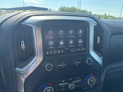 Certified 2021 Chevrolet Silverado 1500 LT AWD/4WD image 18