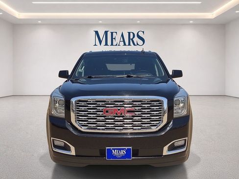 Used 2019 GMC Yukon Denali w/ Denali Ultimate Package AWD/4WD image 8