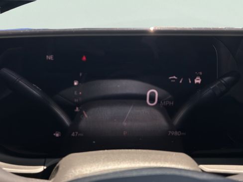 Used 2025 Buick Envista Avenir FWD image 34