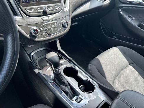 Used 2023 Chevrolet Malibu LT w/ Driver Confidence Package FWD image 33