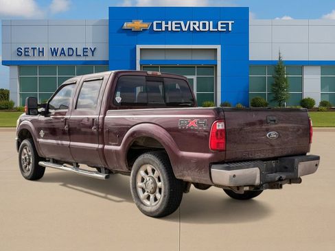 Used 2011 Ford F250 Lariat w/ Lariat Interior Pkg image 5