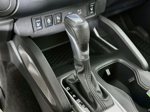 Used 2022 Nissan Frontier SV RWD image 24