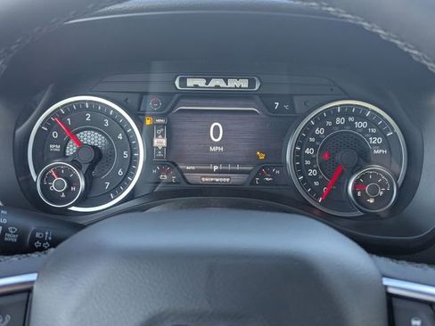 New 2025 RAM 1500 Big Horn AWD/4WD image 13