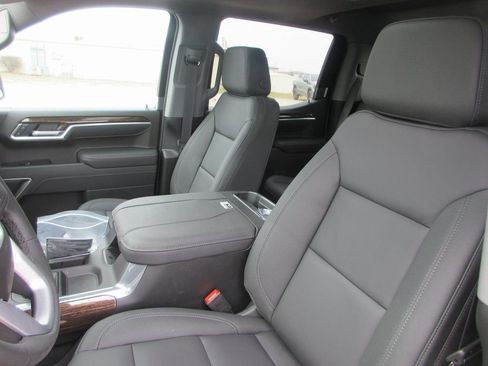 New 2026 GMC Sierra 1500 Elevation w/ Elevation Premium Package AWD/4WD image 15