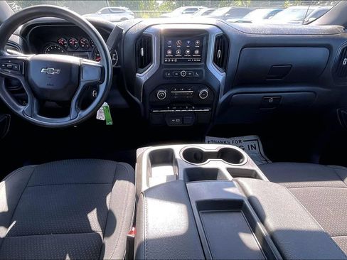 Used 2022 Chevrolet Silverado 1500 Custom Trail Boss AWD/4WD image 18