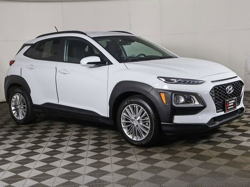 Used 2020 Hyundai Kona SEL AWD/4WD image 2