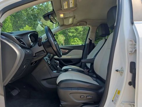 Used 2018 Buick Encore Preferred FWD image 14