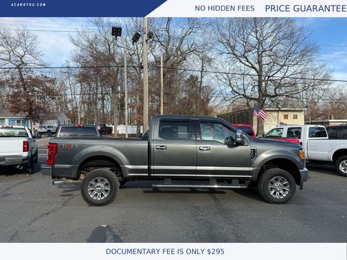 Used 2017 Ford F350 Lariat image 5