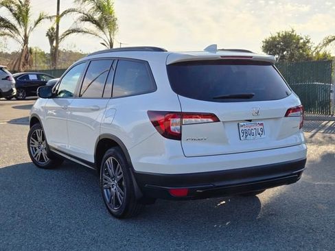 Used 2022 Honda Pilot Sport image 11