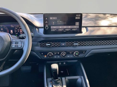 Used 2026 Honda Accord SE image 10