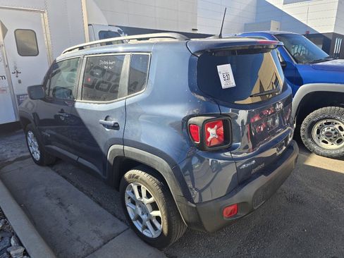 Used 2020 Jeep Renegade Latitude w/ Cold Weather Group image 3