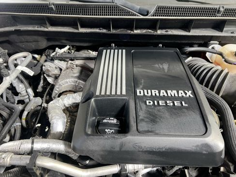 Used 2022 GMC Yukon XL SLE AWD/4WD image 29