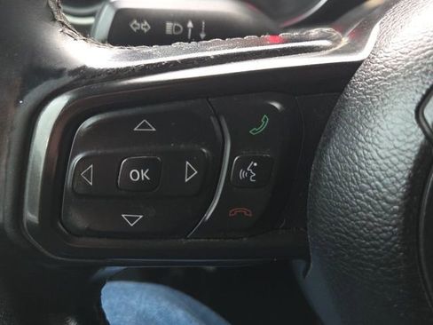 Used 2021 Jeep Gladiator Willys image 30