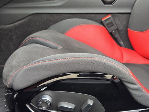 Used 2025 Chevrolet Corvette E-Ray image 22