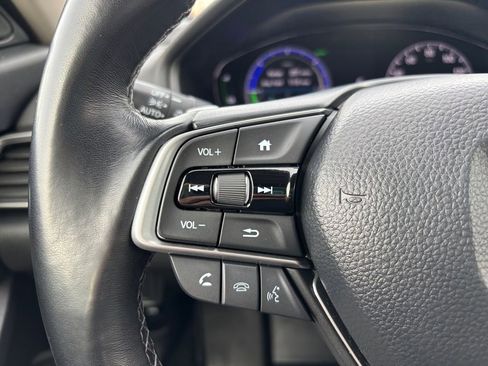 Used 2021 Honda Accord EX-L image 18