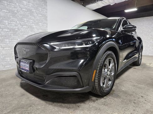 Used 2021 Ford Mustang Mach-E Select image 5