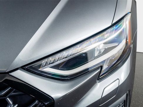 Used 2022 Audi S8 w/ S8 Executive Package image 27