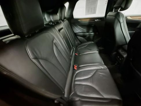 Used 2019 Lincoln MKC Reserve w/ MKC Climate Package AWD/4WD image 28