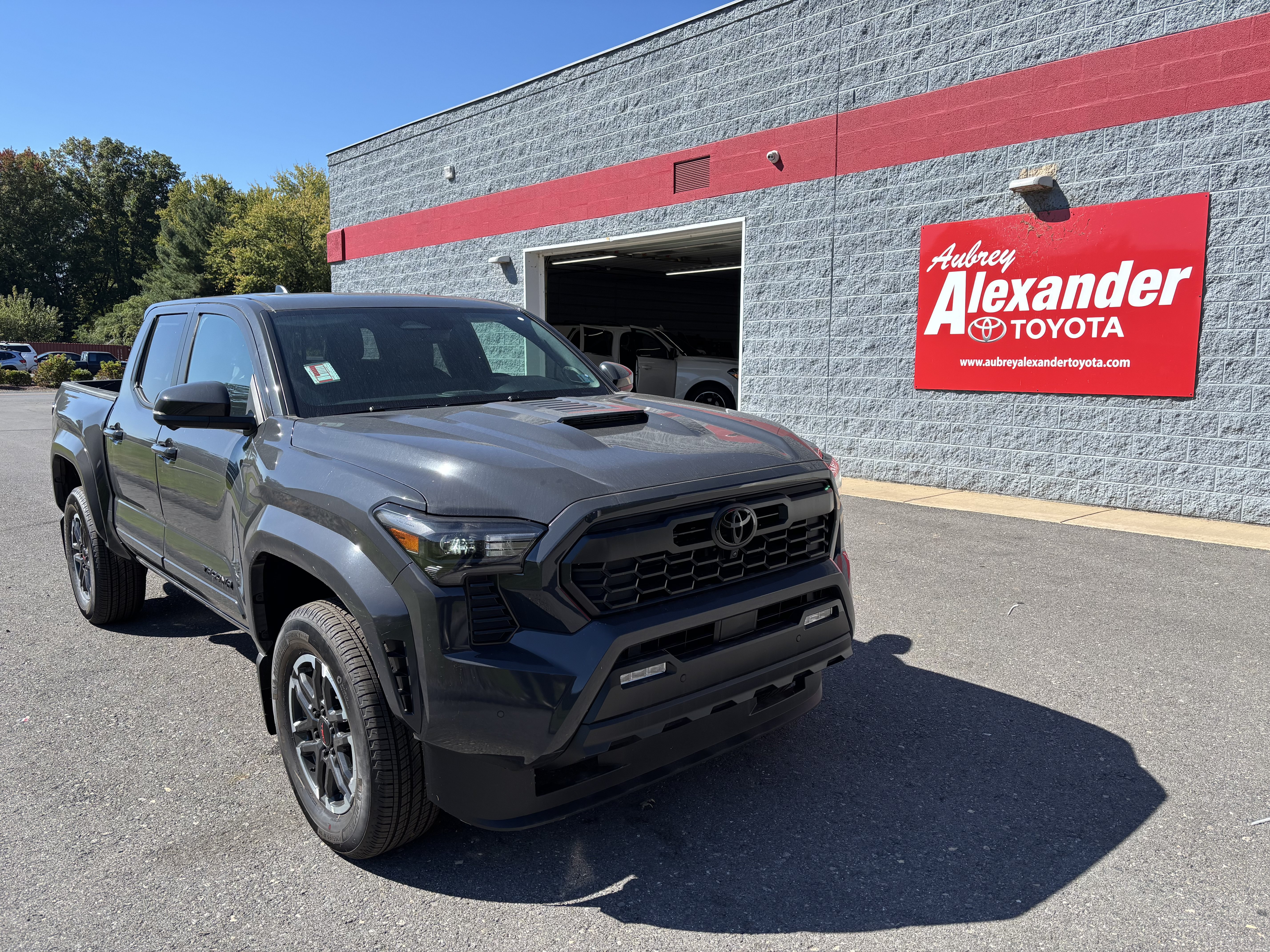Certified 2026 Toyota Tacoma TRD Sport w/ TRD Sport Premium Package AWD/4WD image 1