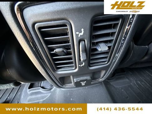 Used 2022 Jeep Grand Cherokee Laredo X AWD/4WD image 23