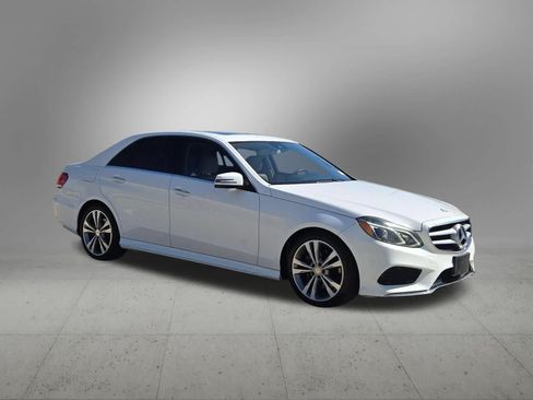 Used 2016 Mercedes-Benz E 350 Sedan image 8