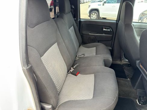 Used 2010 Chevrolet Silverado 2500 LT w/ Interior Plus Package AWD/4WD image 12
