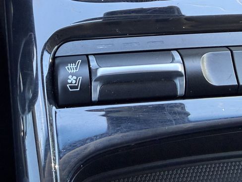 Certified 2019 Kia Stinger Premium image 27