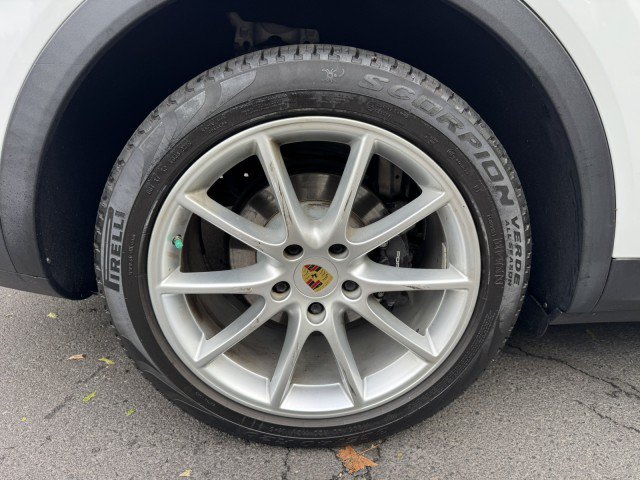 Used 2019 Porsche Cayenne AWD/4WD image 43
