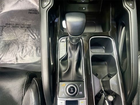 Used 2020 Kia Telluride SX w/ Towing Package image 17