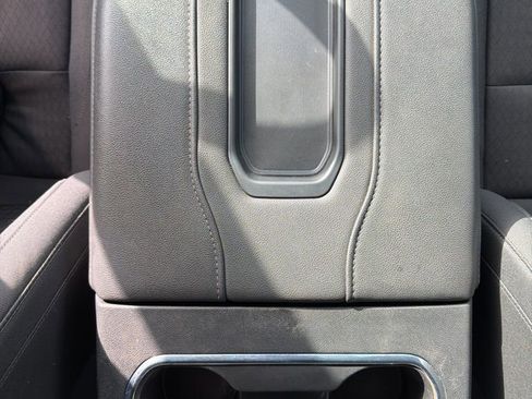 Used 2022 Chevrolet Silverado 1500 LT Trail Boss image 36