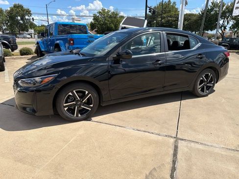 Used 2024 Nissan Sentra SV FWD image 6