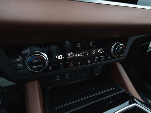 New 2026 Mitsubishi Outlander SEL image 15