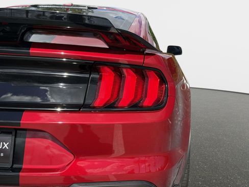 Used 2020 Ford Mustang Shelby GT500 w/ Technology Package image 19