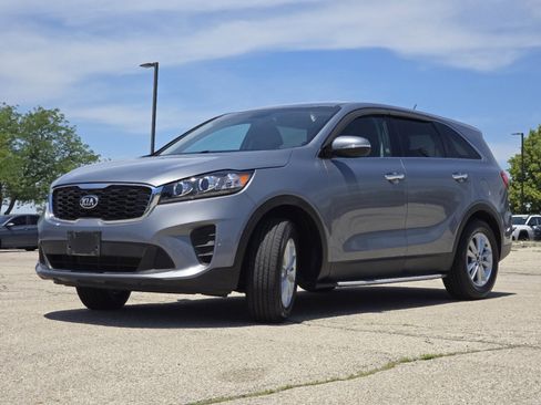 Used 2020 Kia Sorento L FWD image 9