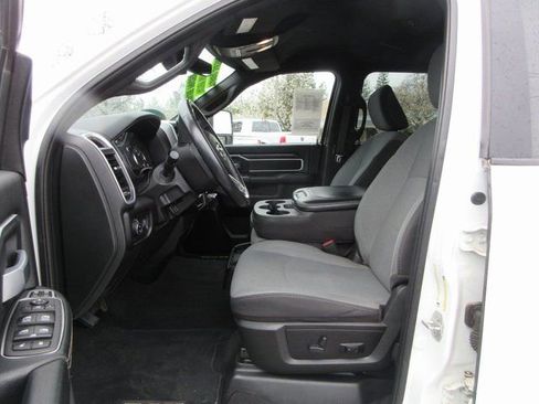 Used 2024 RAM 2500 Big Horn image 9