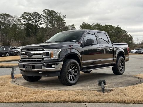 Used 2018 Ford F150 XLT w/ Equipment Group 302A Luxury image 3