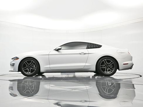 Used 2019 Ford Mustang Premium image 42