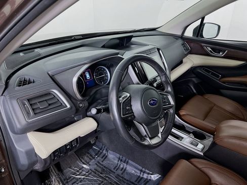 Used 2019 Subaru Ascent Touring w/ Popular Package #2 image 8