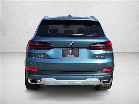 New 2026 BMW X5 sDrive40i w/ Climate Comfort Package image 8