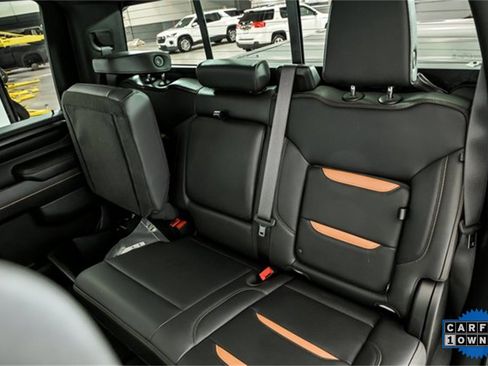 Used 2024 GMC Sierra 2500 AT4 w/ AT4 Premium Plus Package image 14